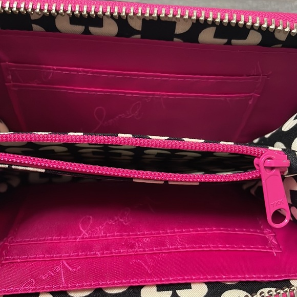 Vera Bradley pink wallet wristlet - Picture 6 of 9